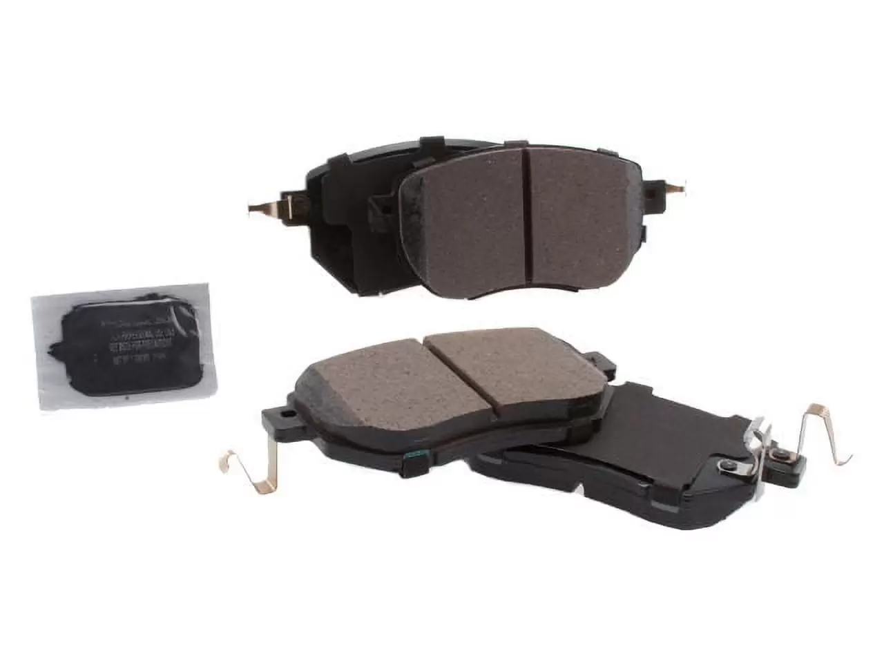 Front Brake Pad Set - Compatible with 2003 - 2006 INFINITI FX35 2004 2005